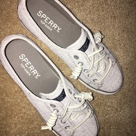 Shoe - Picture 2 of 3